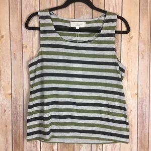 MAX STUDIO LONDON STRIPED TANK TOP SZ MEDIUM